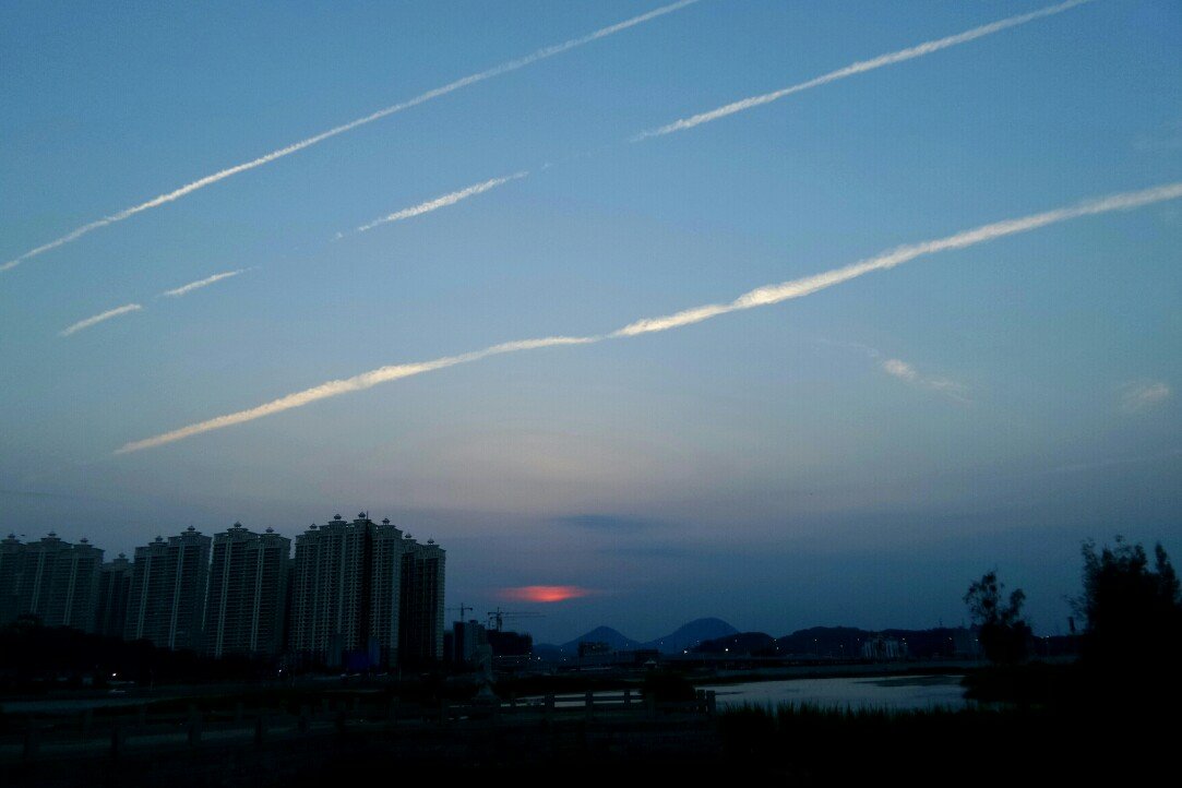 墨迹天气壁纸客户端墨迹天气下载安装到桌面-第2张图片-太平洋在线下载